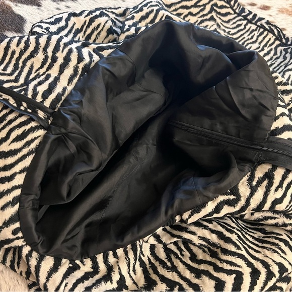 CAROLINA HERRERA Wool Blend Zebra Print Cocktail Dress Size 8 - Picture 15 of 15